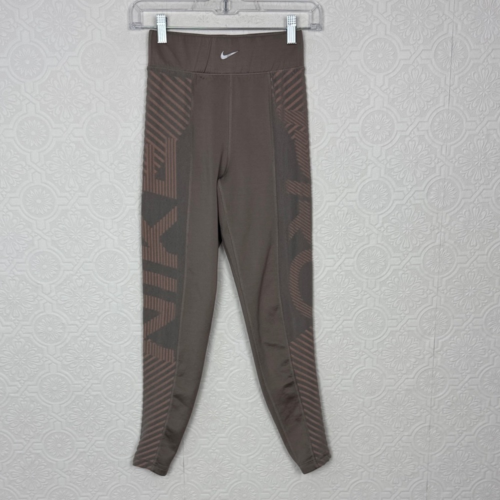 Nike Pro‎ Therma FIT Leggings Brown High Rise Athletic Workout Pants Size Small